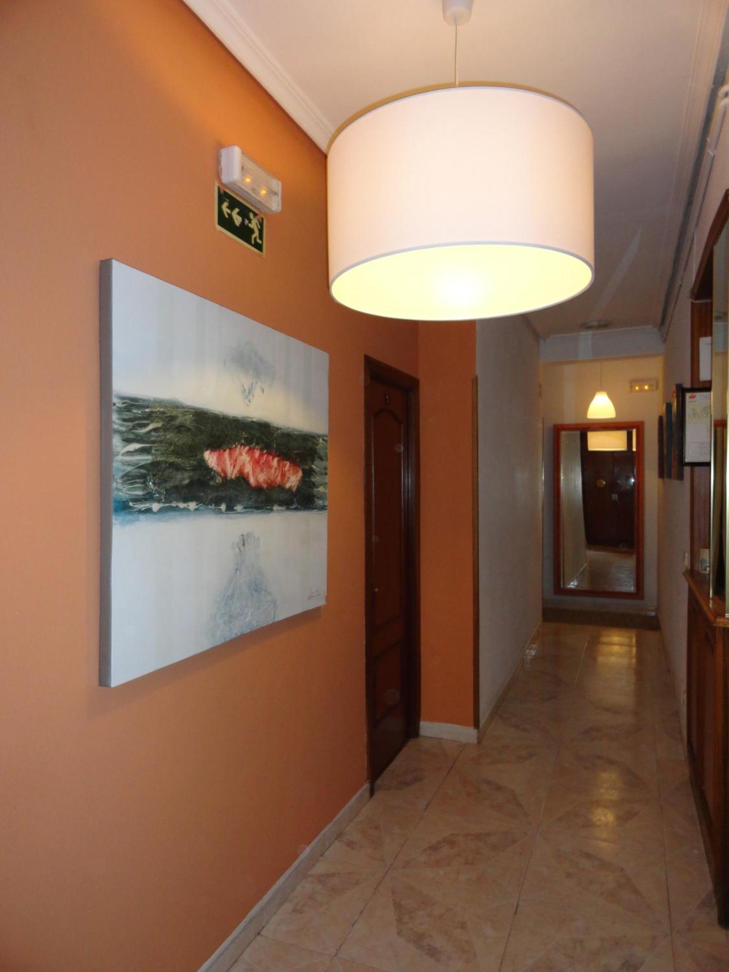 Fuencarral Kryse&Breogan Hotel Madrid Exterior photo