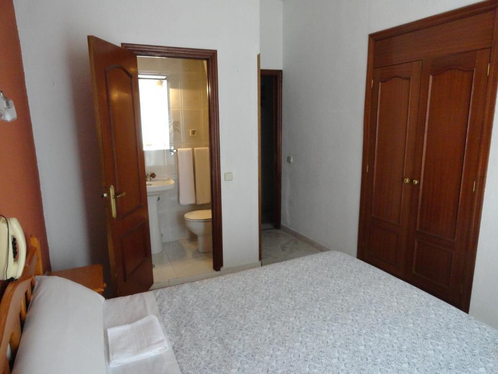 Fuencarral Kryse&Breogan Hotel Madrid Room photo